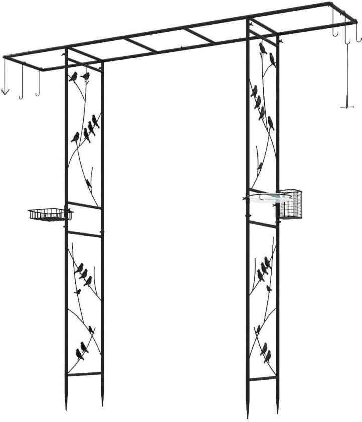 Hagebue med fuglemater, vannskål og espalier