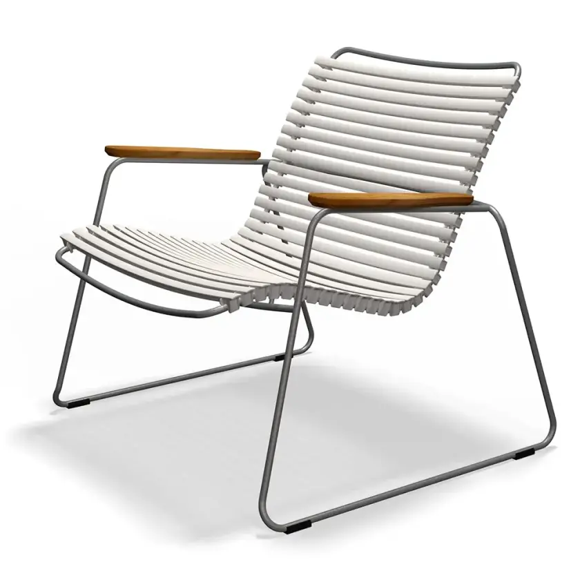 Click Roomy lounge chair Muted white. Frame: Grey. Armrest: Bamboo