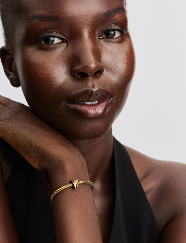 Bilde av Letter W 14K Gold-Plated Charm - Gold - ONE SIZE