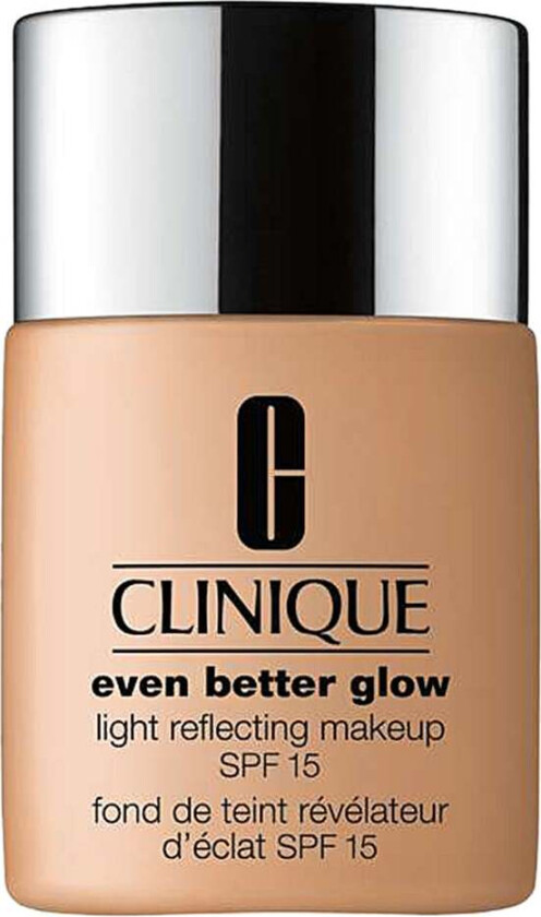 Even Better Glow Light Reflecting Makeup SPF 15 30 ml (Farge: CN 90 Sand)