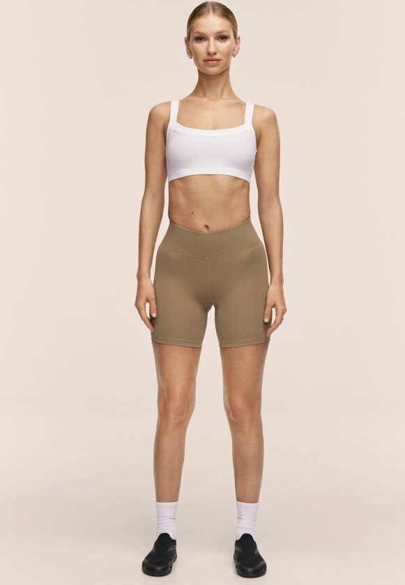 Essential Regular Waist Biker - Beige - L