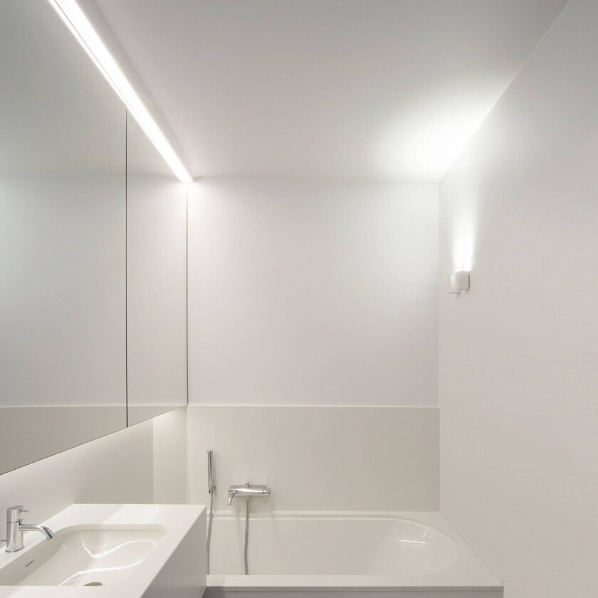 WEVER & DUCRÉ utendørs LED-vegglampe Train 2.0 opp/ned hvit 930