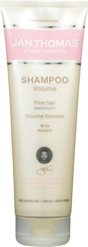 Jan Thomas Shampoo Volume Shampoo - Fine Hair
Gi håret ditt den pleien det fortjener med et luksuriøst produkt utviklet av – kjent for sin ekspertise innen skjønnhet og hårpleie.