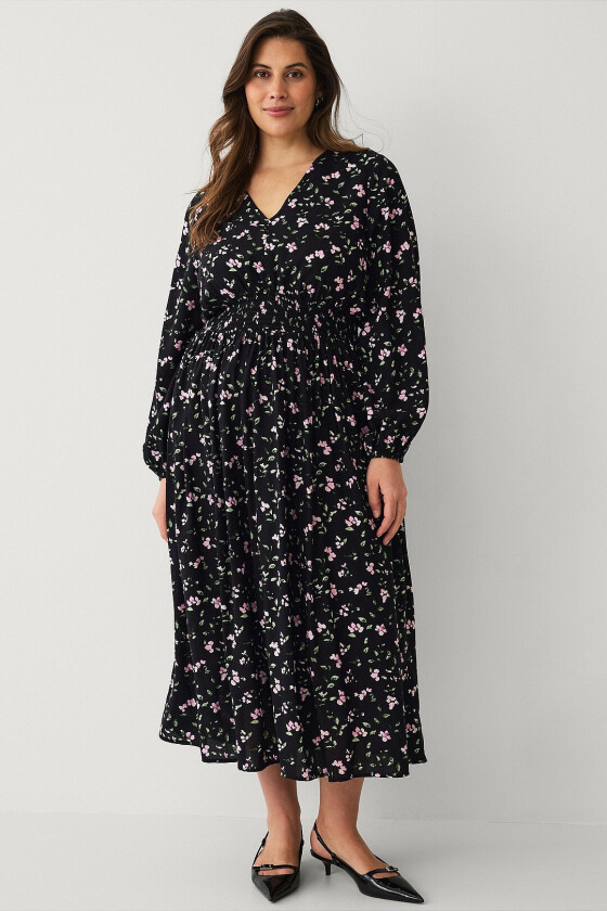 Kjole med smock - Svart