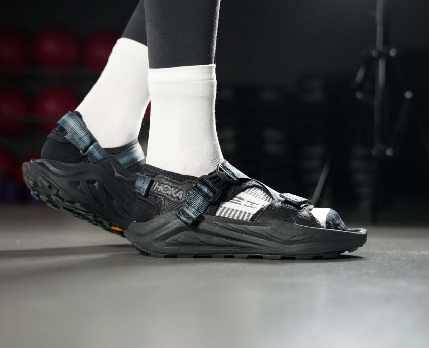 W INFINI HIKE TC Black / Black, EU 39 1/3