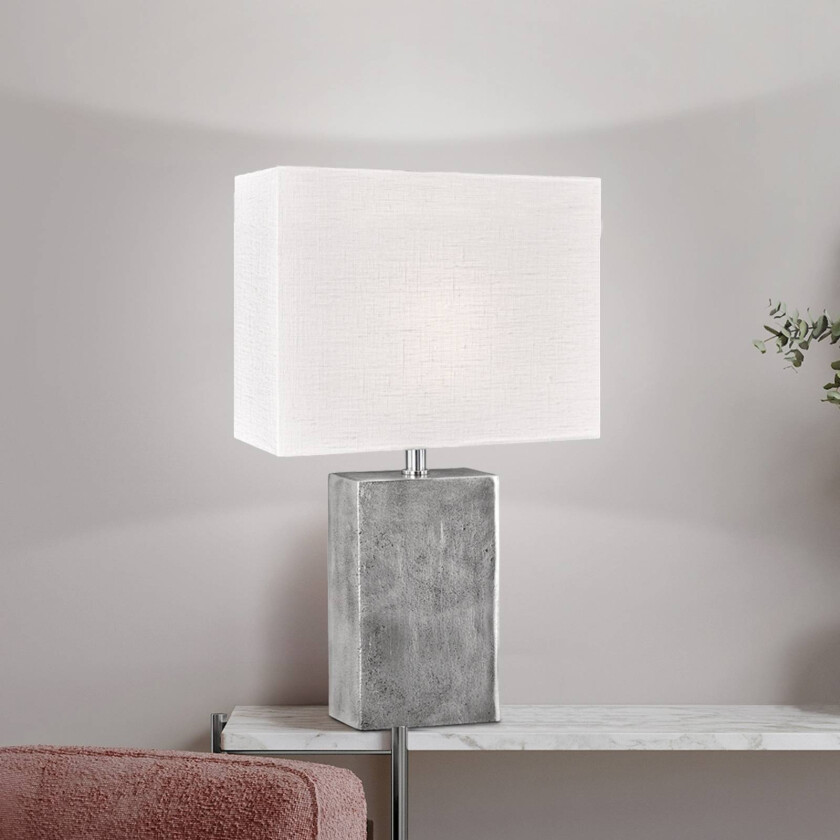 Bordlampe Amiens, hvit/nikkel, høyde 50 cm Lin/metall