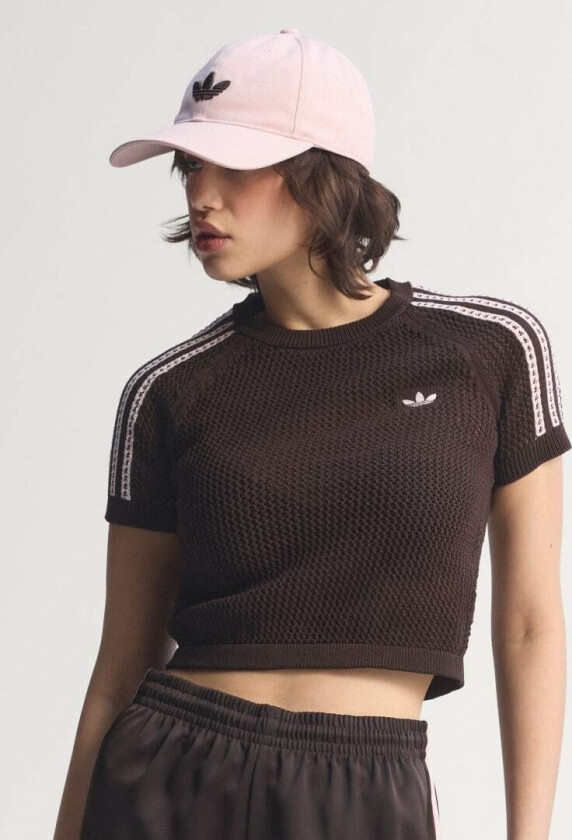 KNITTED CROCHET CALI T-SKJORTE