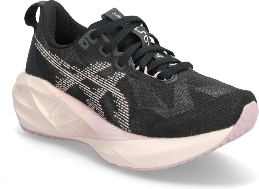 Novablast 5 - Black - 42.5