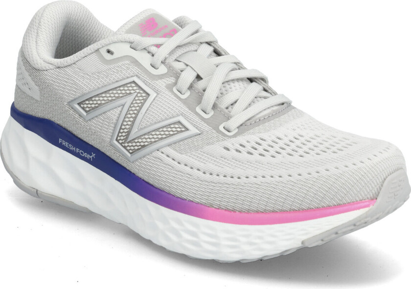 Freshfoam Evoz V4 - Grey - 35