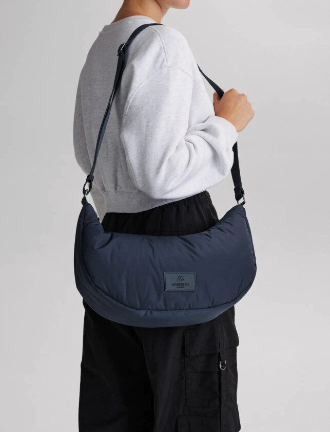 Cloudmbg Sling Bag, Recycled - Navy - ONE SIZE