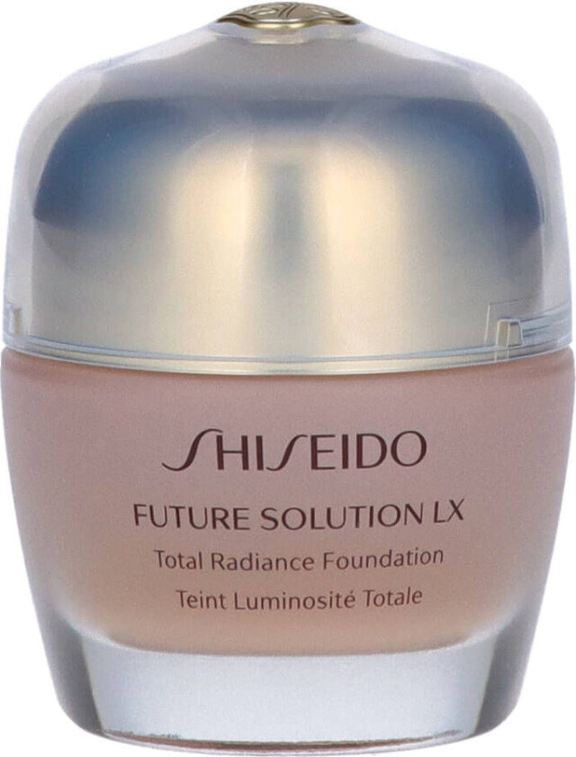 Future Solution Lx Total Radiance Foundation Neutral 4
