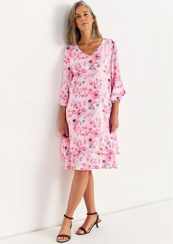 Sommeraktig festkjole med volanger