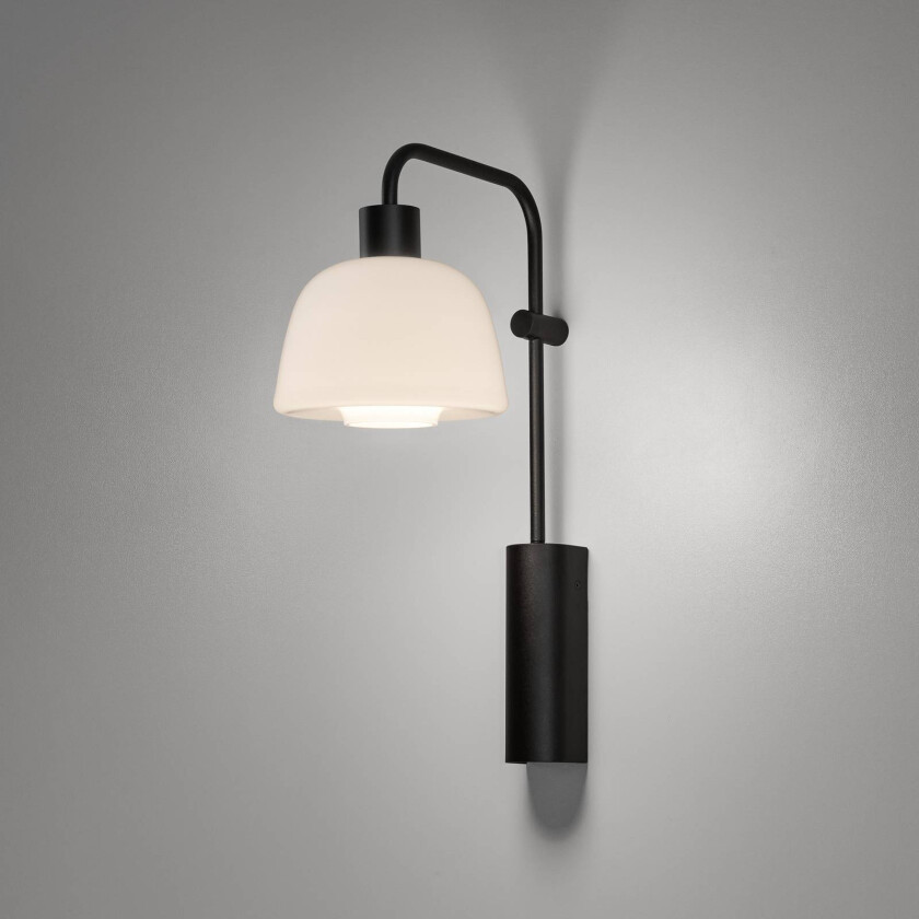 LED-vegglampe Drep A/04, hvit, glass, svart, 2700 K