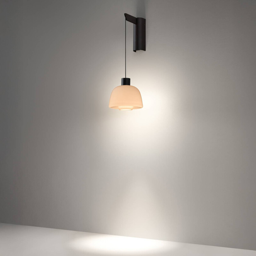 LED-vegglampe Drep A/01, opal-nude, glass, 2700 K
