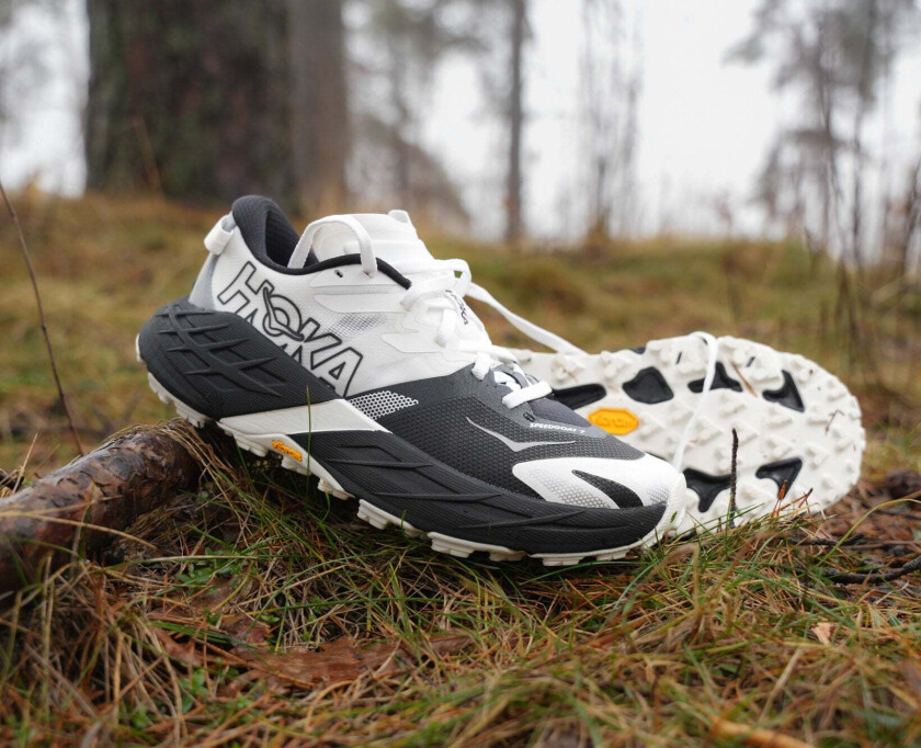 Speedgoat 7 Wide Herre Black/White 49 1/3