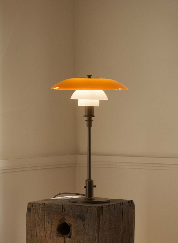 PH 3/2 Centenary bordlampe. Dusty terracotta/brunert