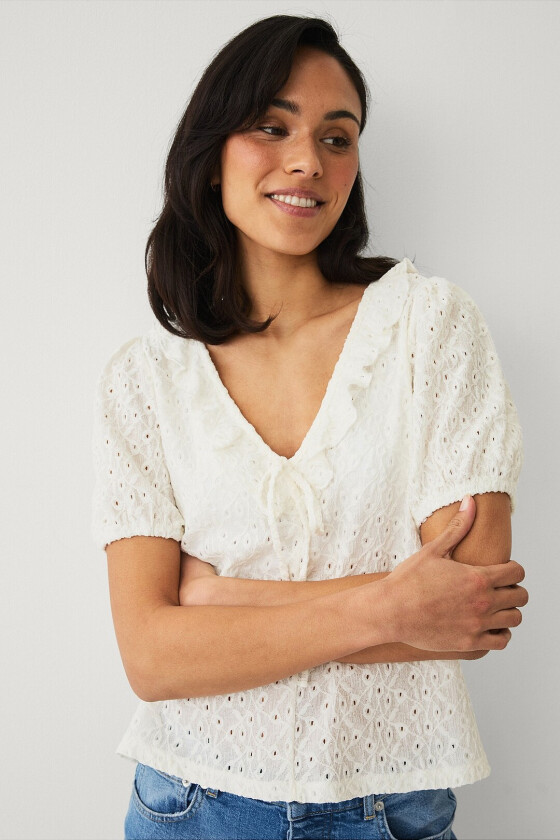 Hullmønstret topp - Hvit