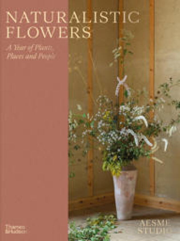 Naturalistic Flowers